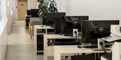 Datorvietas bibliotēkā