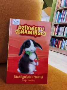 Dzīvnieku namiņš. Aizbēgušais trusītis (Lūsija Denielsa)